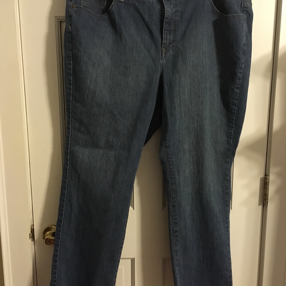 20W woman’s jeans